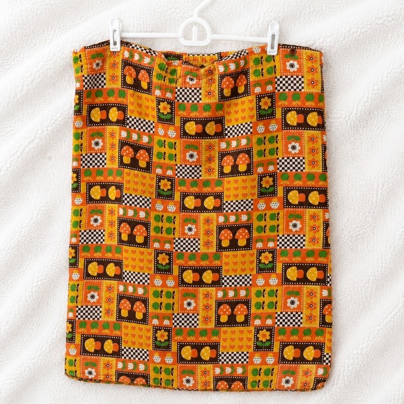 Other - VTG Waffle Weave Laundry Bag Mushroom Apple Floral Drawstring Orange Retro 70s
